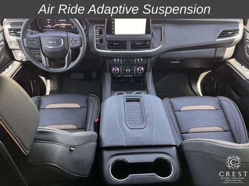 Used 2024 GMC Yukon AT4 w/ AT4 Premium Plus Package AWD/4WD image 10
