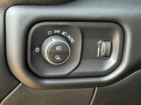 New 2026 RAM 3500 Lone Star AWD/4WD image 22