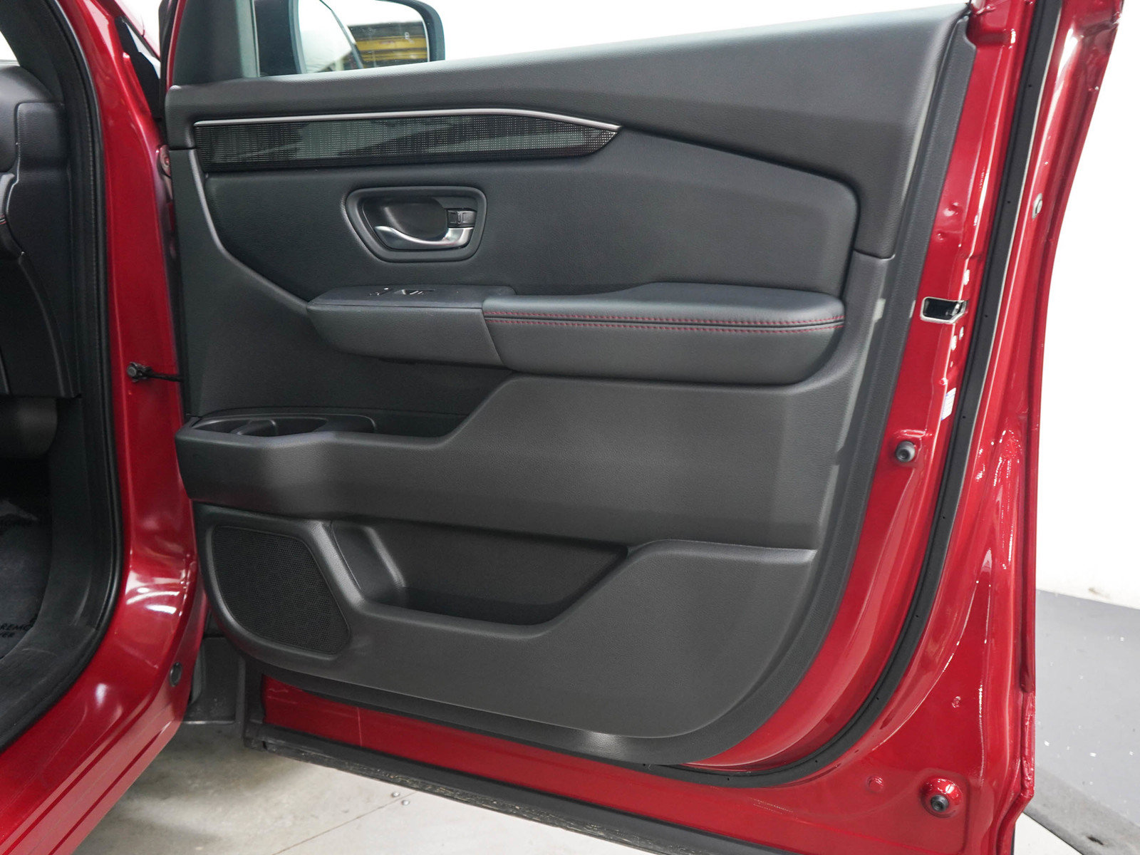 Used 2024 Honda Pilot Elite image 9