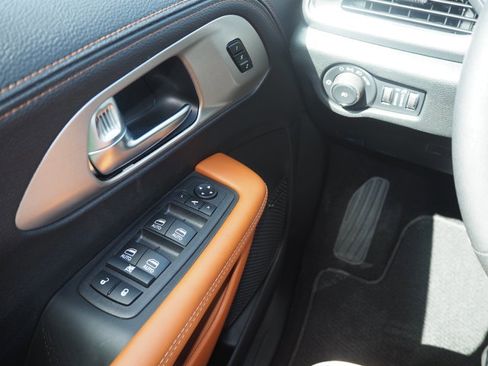 New 2026 Chrysler Pacifica Pinnacle image 34