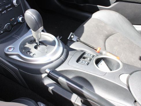 Used 2020 Nissan 370Z Touring Sport image 24