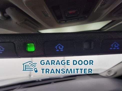 Used 2018 Toyota Camry XSE FWD image 29