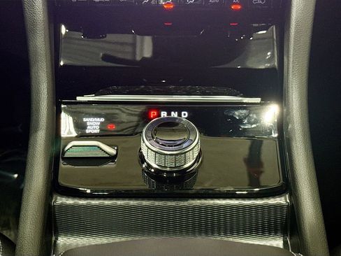 New 2025 Jeep Grand Cherokee L Limited w/ Black Appearance Package image 28