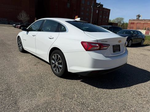 Used 2019 Chevrolet Malibu LT FWD image 7