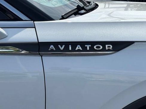 Used 2023 Lincoln Aviator Reserve w/ Equipment Group 201A AWD/4WD image 14
