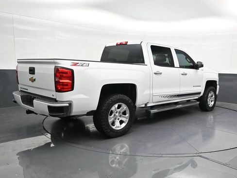 Used 2018 Chevrolet Silverado 1500 LT w/ All Star Edition AWD/4WD image 5