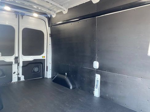 Used 2022 Ford Transit 250 148 High Roof w/ Load Area Protection Package RWD image 15