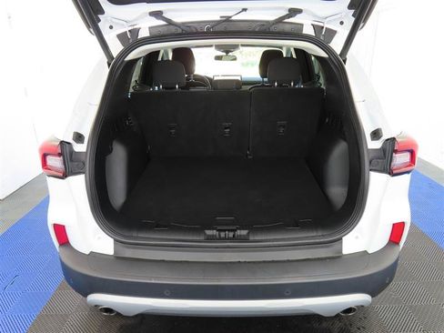 Used 2024 Ford Escape Active w/ Tech Pack #1 AWD/4WD image 12