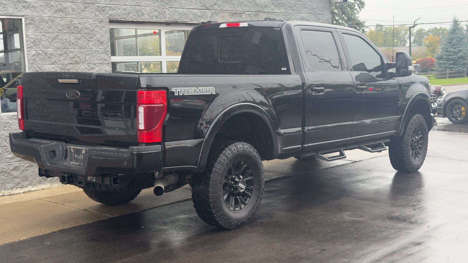 Used 2022 Ford F250 Lariat w/ Tremor Off-Road Package AWD/4WD image 6