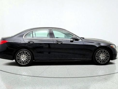 Used 2023 Mercedes-Benz C 300 4MATIC Sedan image 4