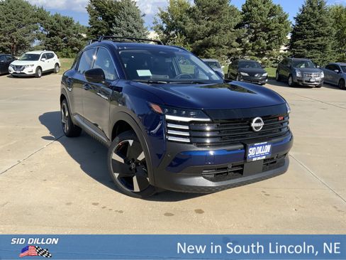 New 2026 Nissan Kicks SR w/ SR Premium Package image 2