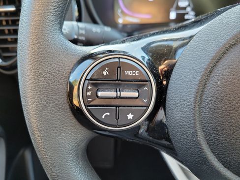 Certified 2025 Kia Soul S FWD image 24