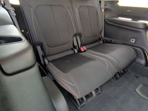Used 2023 Jeep Grand Cherokee L Laredo w/ Luxury Tech Group I AWD/4WD image 21