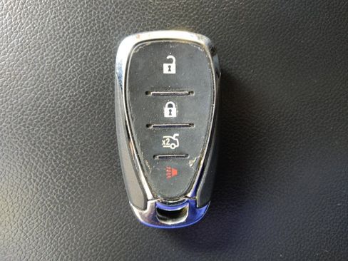 Used 2021 Chevrolet Malibu LS w/ Driver Confidence Package II FWD image 32