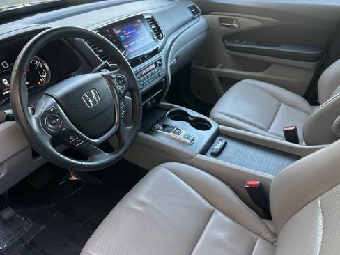 Used 2023 Honda Ridgeline RTL image 9