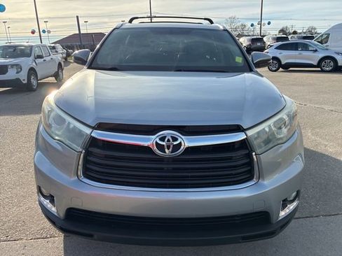 Used 2016 Toyota Highlander Limited image 2
