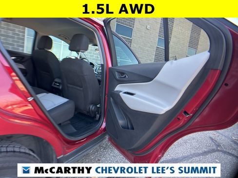 Used 2019 Chevrolet Equinox LT image 32