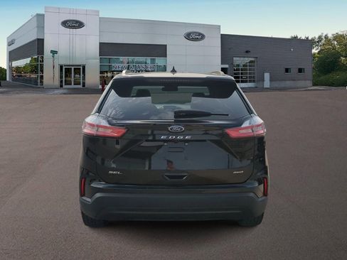 Used 2023 Ford Edge SEL w/ Sport Appearance Package image 8