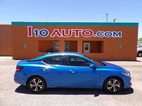 Used 2022 Nissan Sentra SV FWD image 1