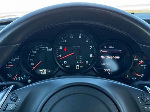 Used 2014 Porsche 911 Carrera image 10