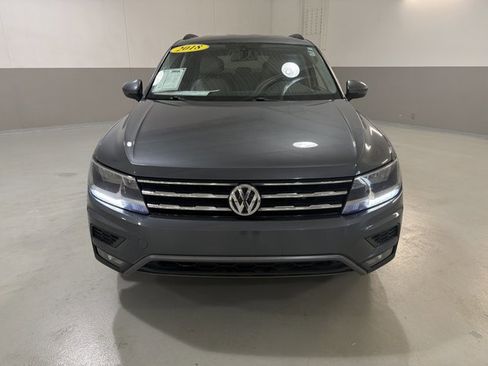 Used 2018 Volkswagen Tiguan SE image 2