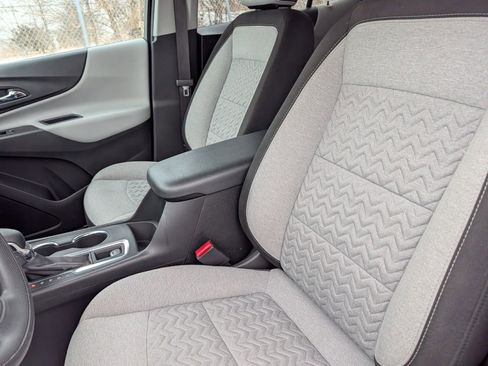 Used 2022 Chevrolet Equinox LT image 16