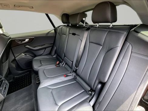 Used 2023 Audi Q8 Premium w/ Convenience Package AWD/4WD image 28