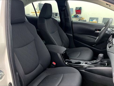 Used 2020 Toyota Corolla LE w/ LE Premium Package image 11