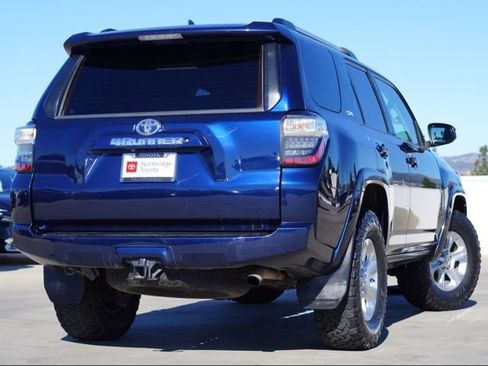 Used 2021 Toyota 4Runner SR5 image 6