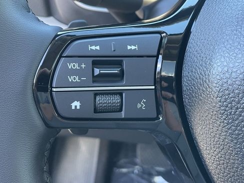 New 2025 Honda Pilot Touring image 33