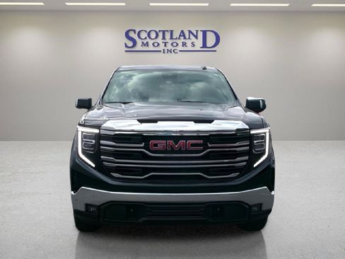 Used 2026 GMC Sierra 1500 SLT AWD/4WD image 3