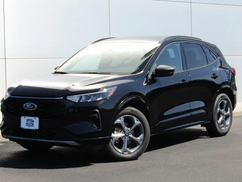 Used 2024 Ford Escape ST-Line w/ Tech Pack #1 AWD/4WD image 28