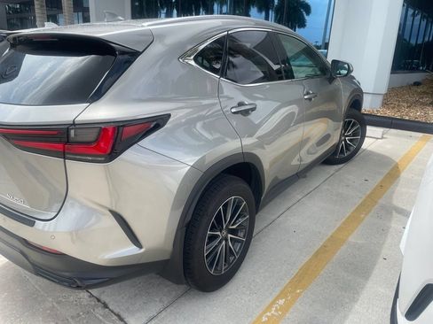Used 2025 Lexus NX 250 FWD w/ Cold Area Package image 7