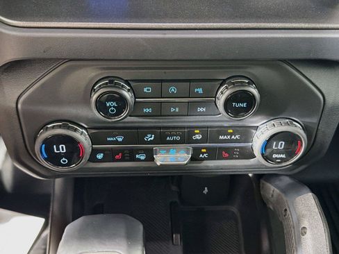 Used 2025 Ford Bronco Badlands AWD/4WD image 16