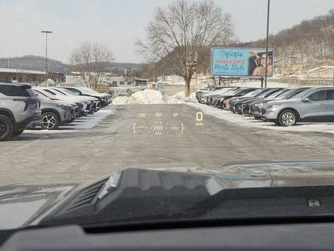 Used 2025 Chevrolet Silverado 2500 ZR2 w/ Technology Package image 44