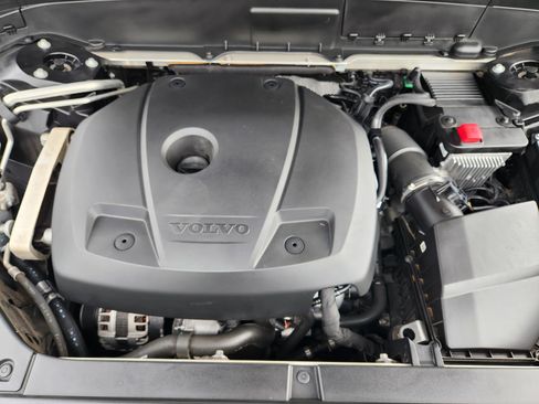 Used 2019 Volvo XC90 T5 R-Design AWD/4WD image 31