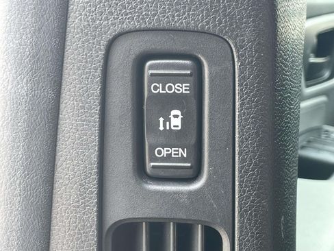 Used 2023 Honda Odyssey EX-L image 13