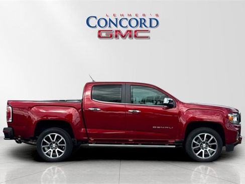 Used 2021 GMC Canyon Denali image 3