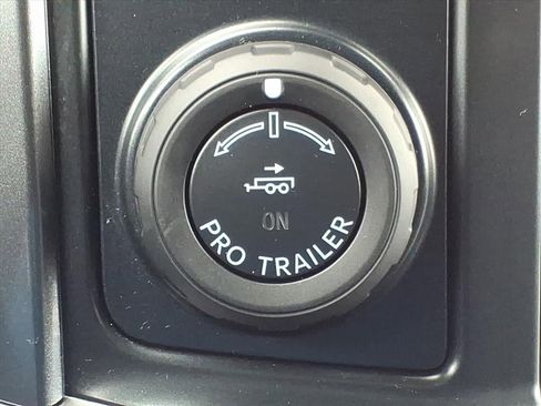 Certified 2022 Ford F150 XLT w/ Equipment Group 302A High image 19