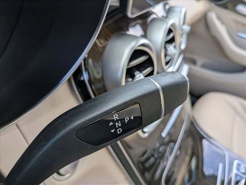 Used 2016 Mercedes-Benz GLC 300 4MATIC image 15