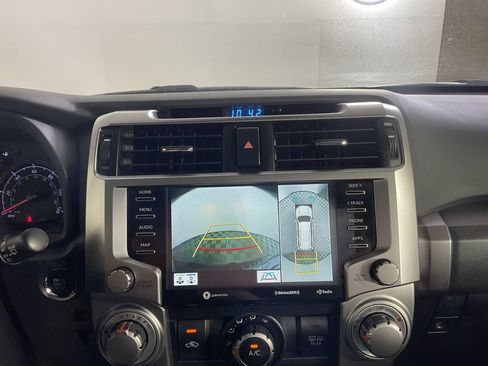 Certified 2023 Toyota 4Runner SR5 Premium w/ Moonroof Package AWD/4WD image 28