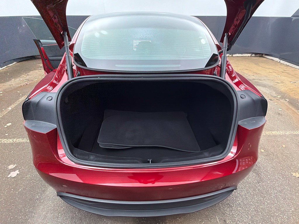 Used 2026 Tesla Model 3 AWD/4WD image 30