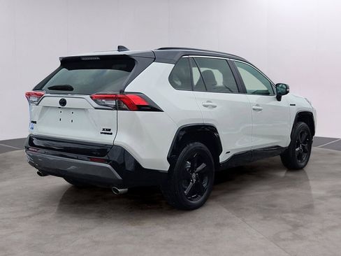 Used 2021 Toyota RAV4 XSE image 4