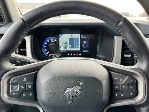 Used 2024 Ford Bronco Outer Banks image 28
