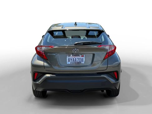 Used 2021 Toyota C-HR LE FWD image 4