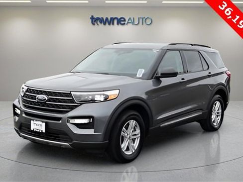 Used 2023 Ford Explorer XLT w/ Equipment Group 202A image 1