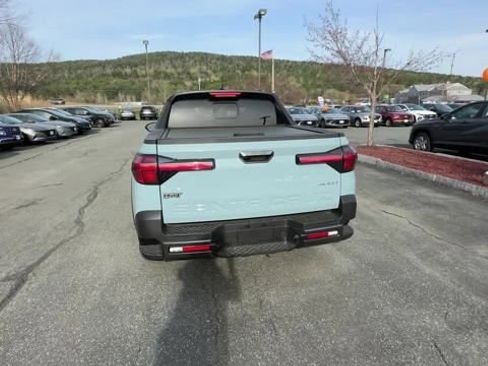 New 2025 Hyundai Santa Cruz XRT image 4