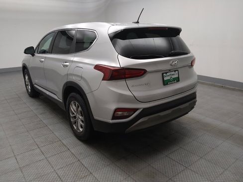Used 2019 Hyundai Santa Fe SE image 5