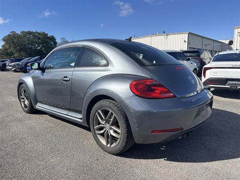Used 2012 Volkswagen Beetle 2.5 image 10