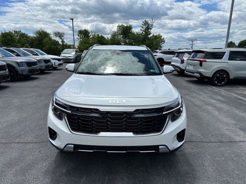 New 2026 Kia Seltos S AWD/4WD image 2